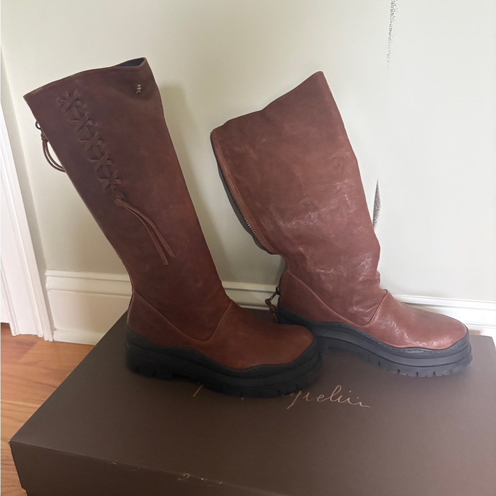 Brown Winter Boots for Rainy Days